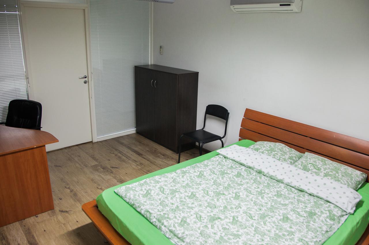 Gde Spat Hostel Ekaterinburg Ngoại thất bức ảnh