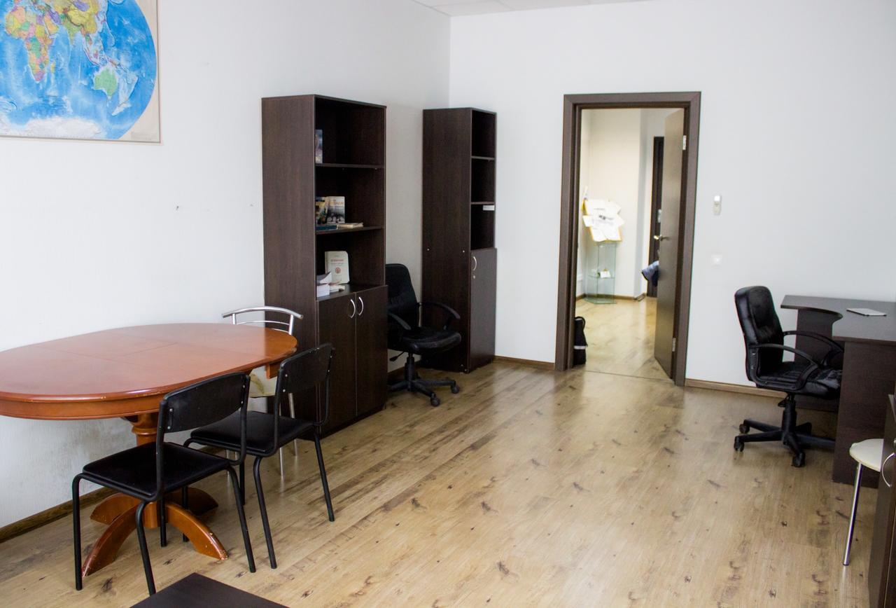 Gde Spat Hostel Ekaterinburg Ngoại thất bức ảnh