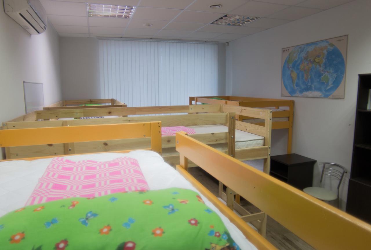 Gde Spat Hostel Ekaterinburg Ngoại thất bức ảnh